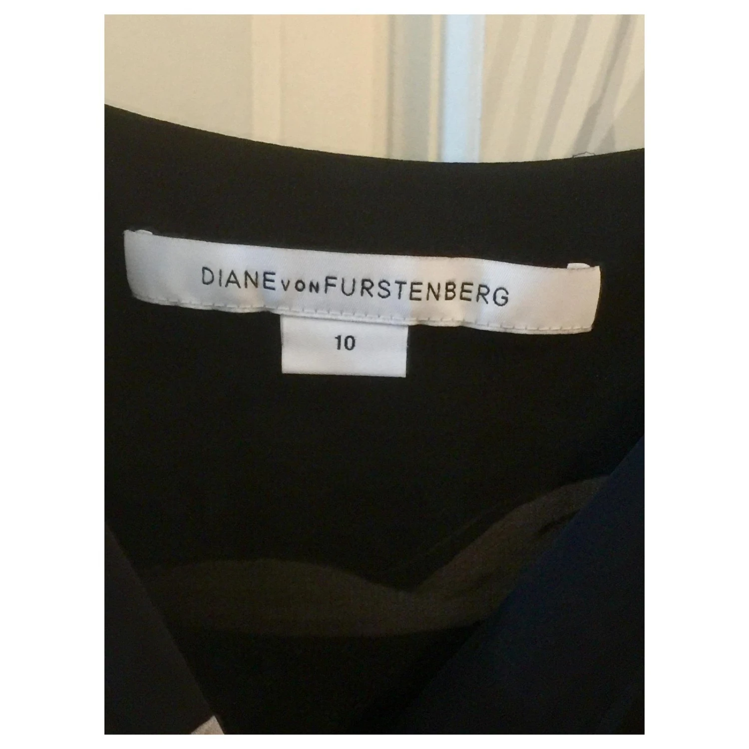 Diane Von Furstenberg Brenndah Asymmetrisches Kleid Schwarz Weiß 5 Diane Von Furstenberg Brenndah Asymmetrisches Kleid Schwarz Weiß – Bild 5