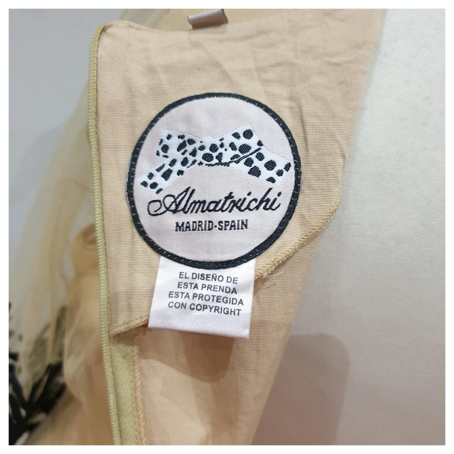 Autre Marque Almatrichi Blumen Tüll Kleid Weiß Beige 2 Autre Marque Almatrichi Blumen Tüll Kleid Weiß Beige – Bild 2