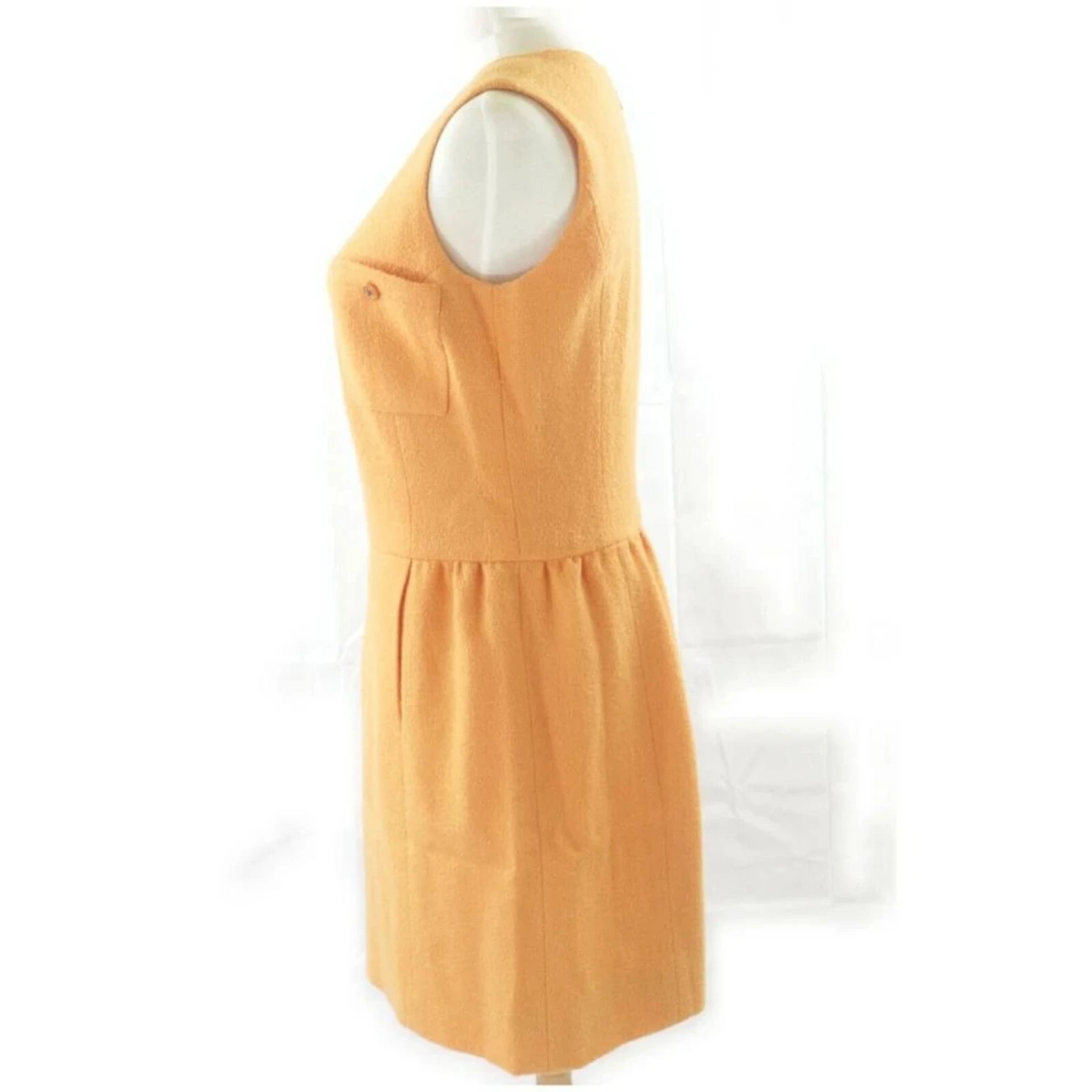 Chanel Mittelorange Wolle CC Kleid 2 Chanel Mittelorange Wolle CC Kleid – Bild 2