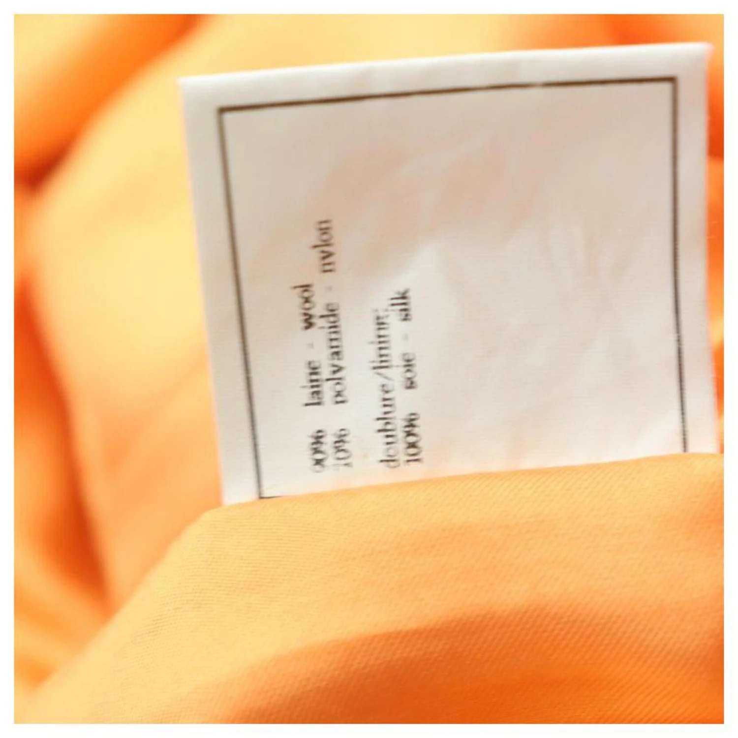 Chanel Mittelorange Wolle CC Kleid 4 Chanel Mittelorange Wolle CC Kleid – Bild 4