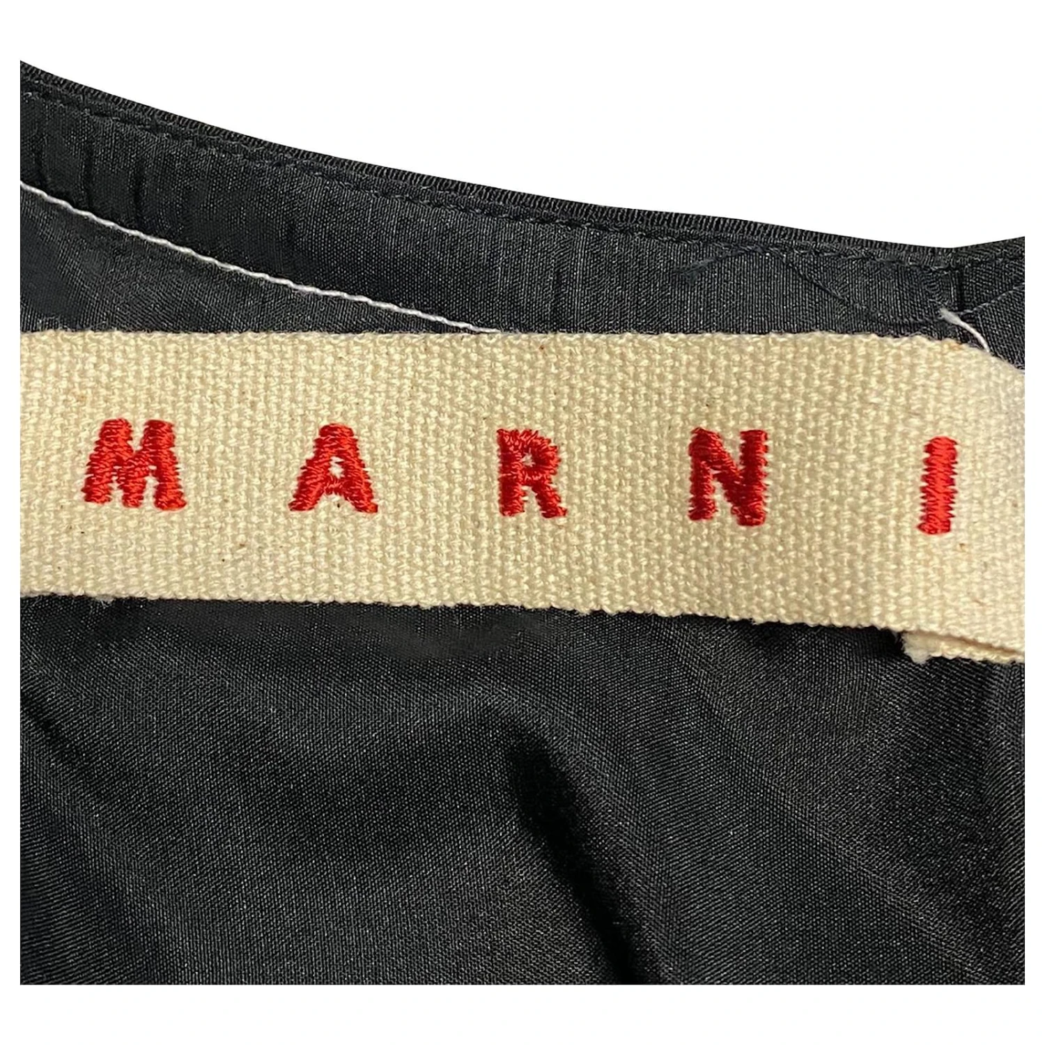 Marni Kleid Mit Kontrastnähten In Schwarz Ramie 3 Marni Kleid Mit Kontrastnähten In Schwarz Ramie – Bild 3