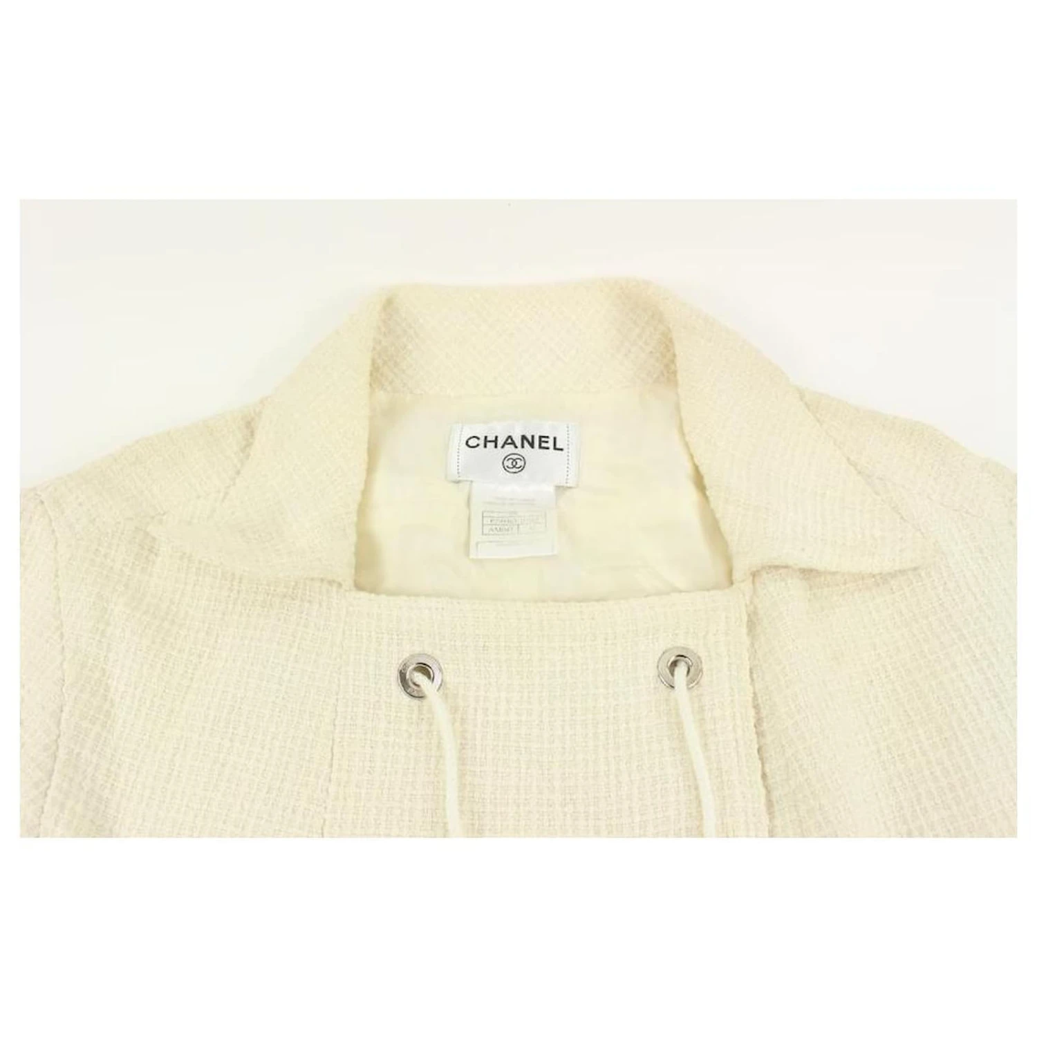 Chanel Size 42 P29946V16012 Mittellanges Tweed-Toggle-Kleid 10 Chanel Size 42 P29946V16012 Mittellanges Tweed-Toggle-Kleid – Bild 10