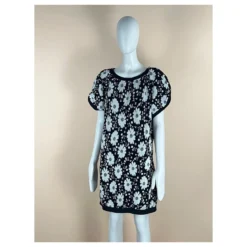 Chanel Kamelien-Kleid Mit CC-Logo Schwarz 14 Chanel Kamelien-Kleid Mit CC-Logo Schwarz -Deutschland Fem Leucht Verkaufs-Shop 756904 5