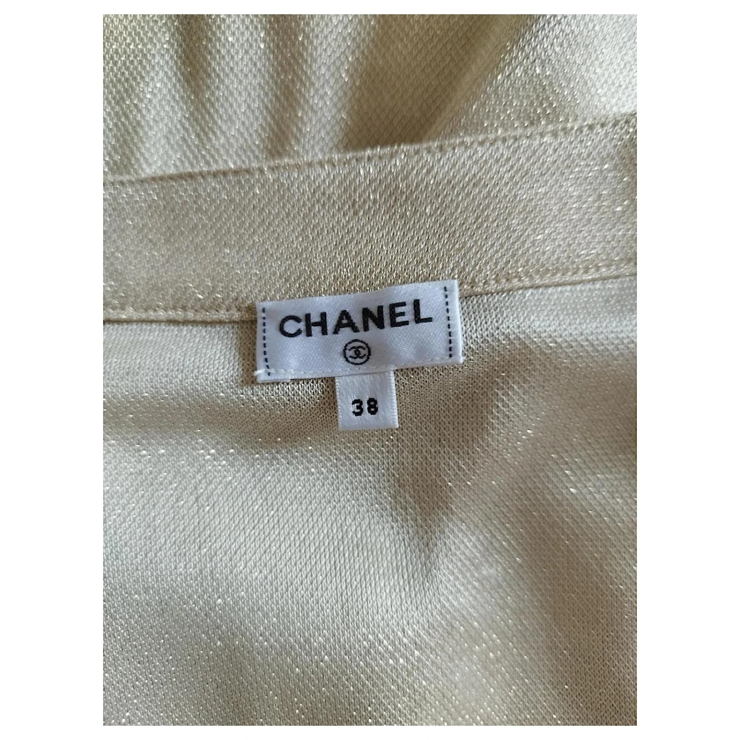 Glänzendes Goldenes Chanel-Kleid 8 Glänzendes Goldenes Chanel-Kleid – Bild 8