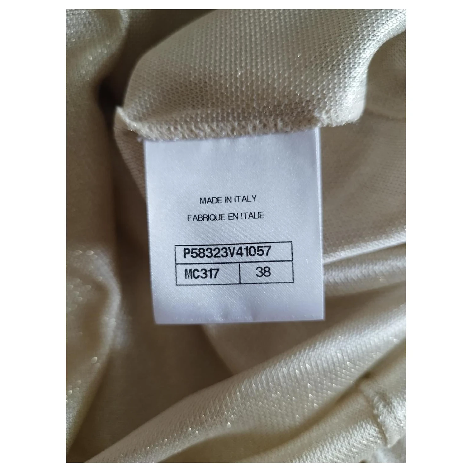 Glänzendes Goldenes Chanel-Kleid 9 Glänzendes Goldenes Chanel-Kleid – Bild 9