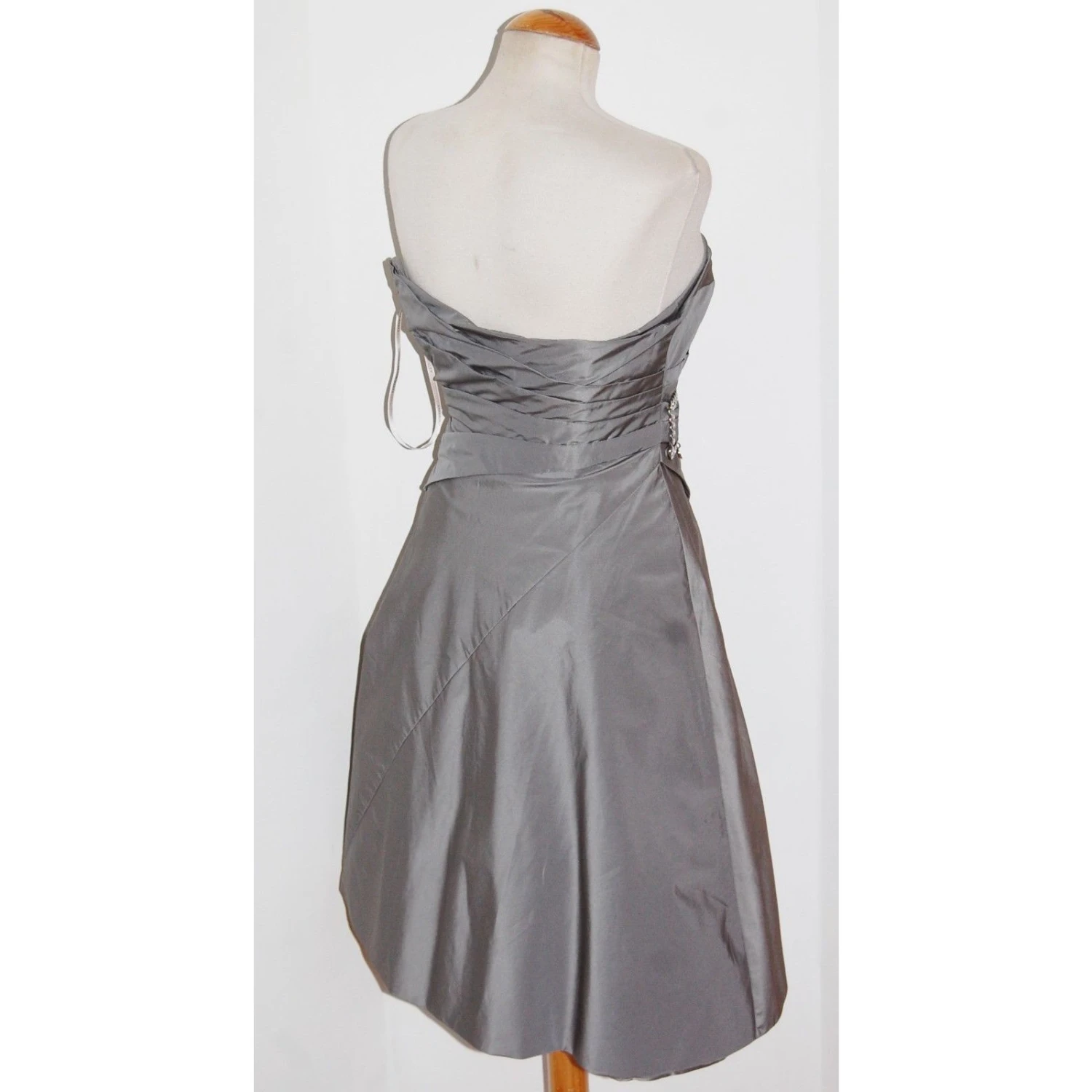 Karen Millen Silber Trägerloses Kleid 4 Karen Millen Silber Trägerloses Kleid – Bild 4